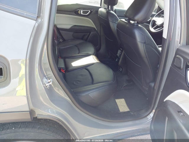 Jeep Compass 2022 3C4NJDCB4NT159833 Image 8