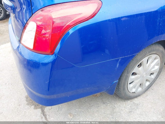 3N1CN7AP3FL841778 Nissan 2015