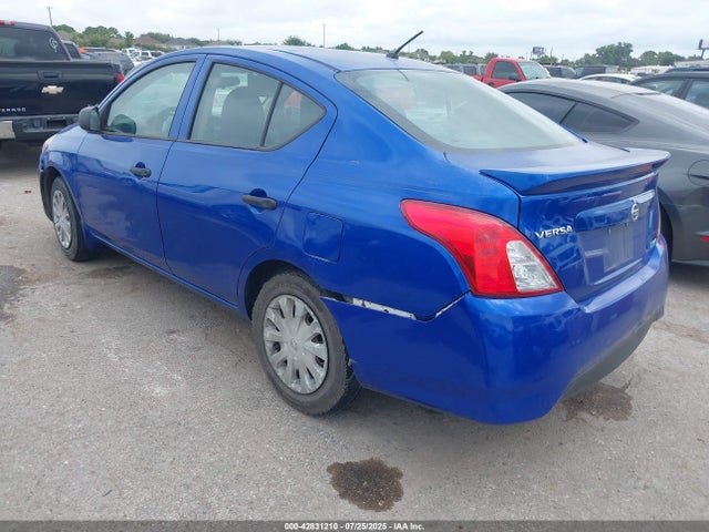 3N1CN7AP3FL841778 Nissan 2015