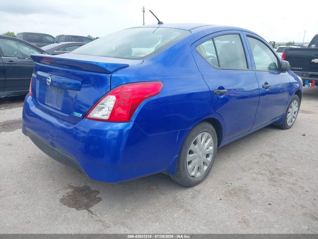 3N1CN7AP3FL841778 Nissan 2015
