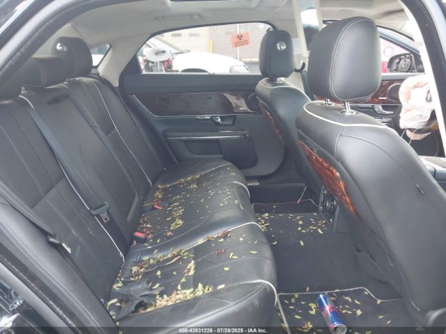 2012 JAGUAR XJ SAJWA2GE5CMV31178 Photo 7