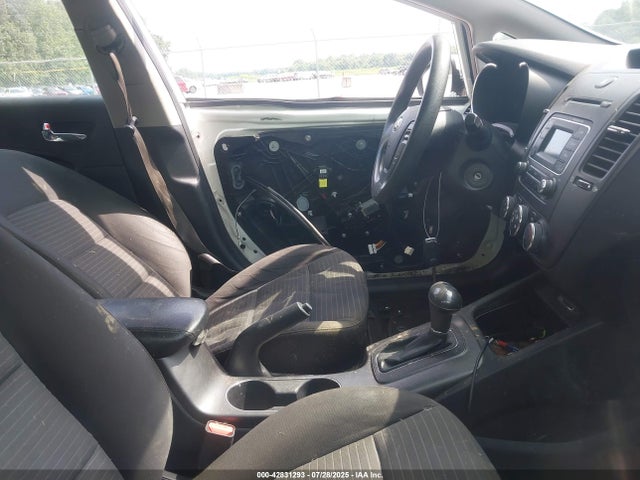 KIA dohc mpi nu 2015 KNAFX4A69F5417237 Image 5