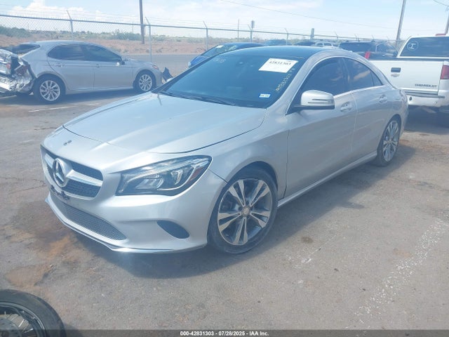 Mercedes-Benz m270 2018 WDDSJ4EB9JN519727 Image 2