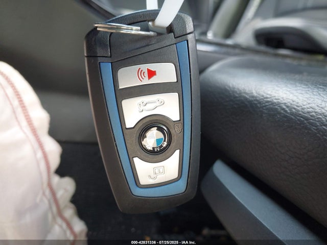 2016 Bmw X3 Xdrive28i მანქანა იყიდება აუქციონზე, vin: 5UXWX9C53G0D70839, აუქციონის ნომერი: 42831336
