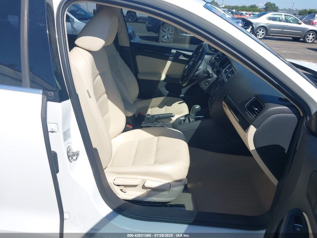 Volkswagen Jetta 2015 3VWLA7AJ2FM240213 Image 5