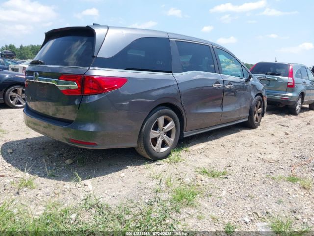 2018 HONDA ODYSSEY 5FNRL6H73JB010768 Photo 3