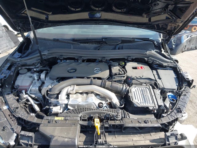 W1N4N4GBXSJ681484 Mercedes-Benz m260