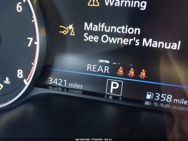 Nissan 2025 2025 1N4BL4DV1SN395007 Image 16
