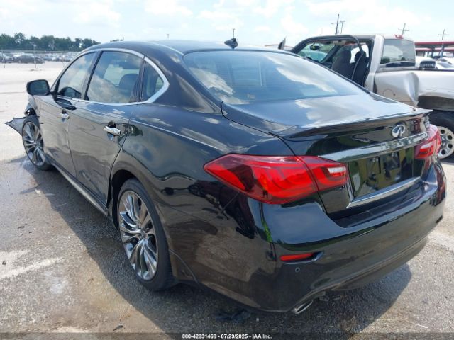 2019 INFINITI Q70L JN1BY1PP7KM685560 Photo 2
