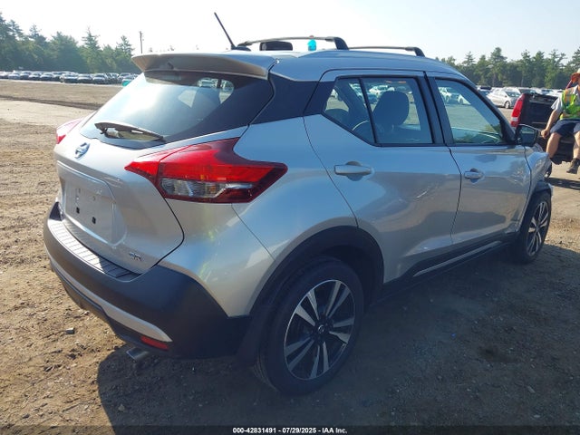 3N1CP5CU9KL482660 Nissan 2019