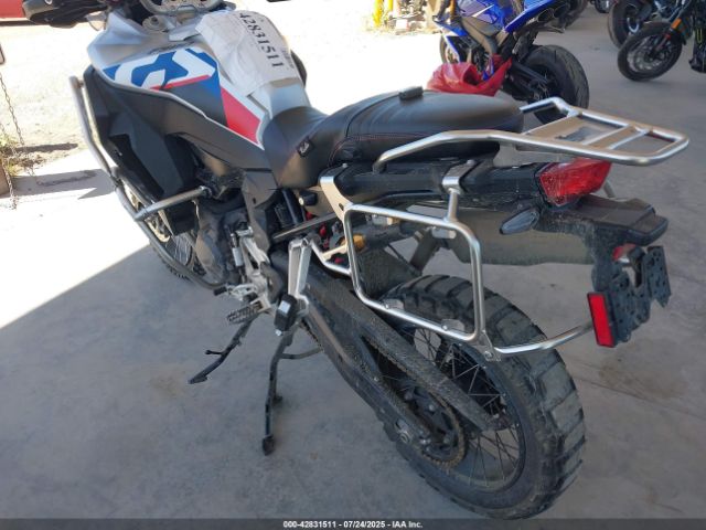 2024 BMW F 900 WB10K7301R6K01282 Photo 2