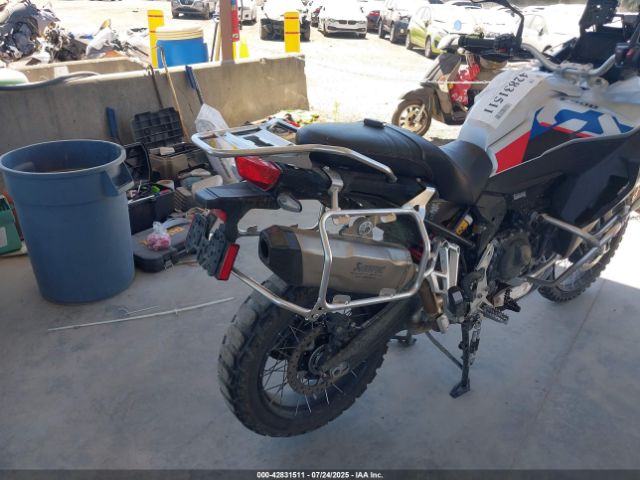 2024 BMW F 900 WB10K7301R6K01282 Photo 3