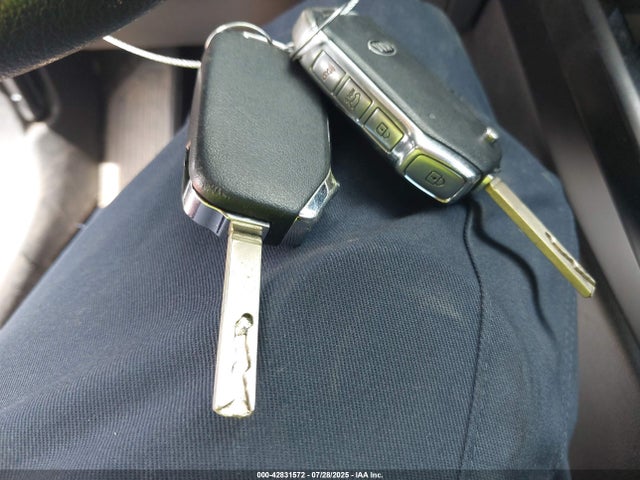 KNDJ23AU4L7018627 KIA mpi nu