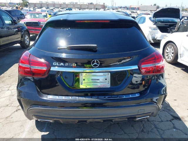 WDCTG4EB6KU001380 Mercedes-Benz m270