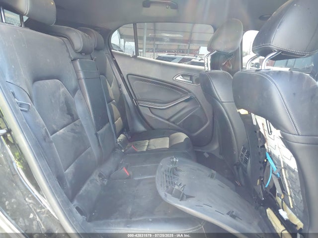 WDCTG4EB6KU001380 Mercedes-Benz m270