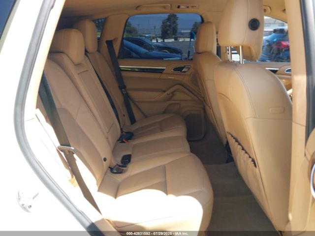 2011 PORSCHE CAYENNE WP1AA2A2XBLA01444 Photo 7