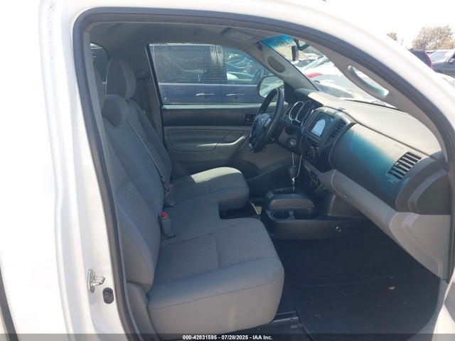5TFNX4CN0EX042618 Toyota 2tr-fe