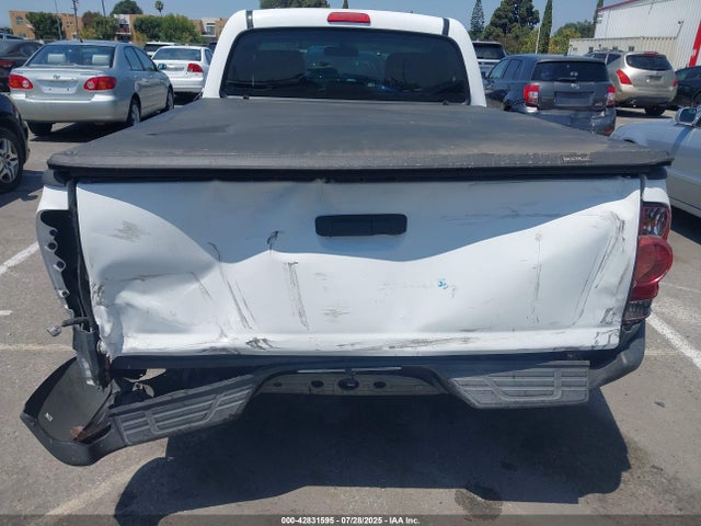 5TFNX4CN0EX042618 Toyota 2tr-fe
