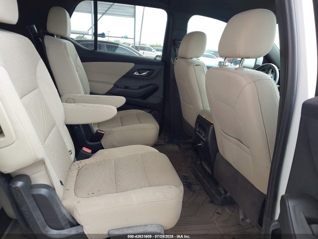 1GNERGKWXNJ136165 Chevrolet lfy
