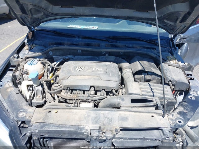 3VWD17AJ0EM434757 Volkswagen Jetta