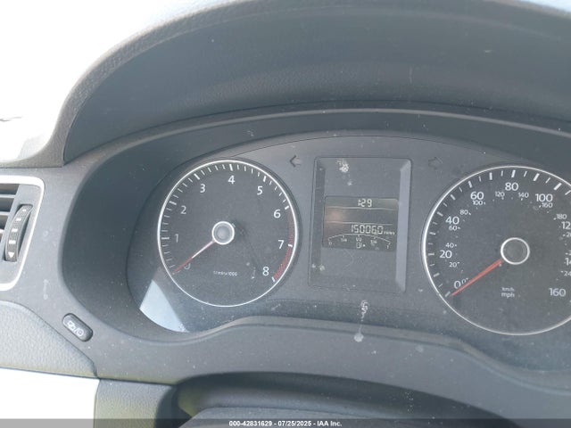 3VWD17AJ0EM434757 Volkswagen Jetta