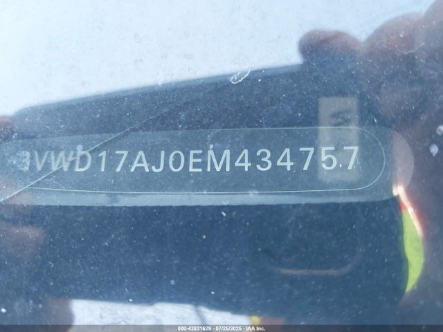 3VWD17AJ0EM434757 Volkswagen Jetta