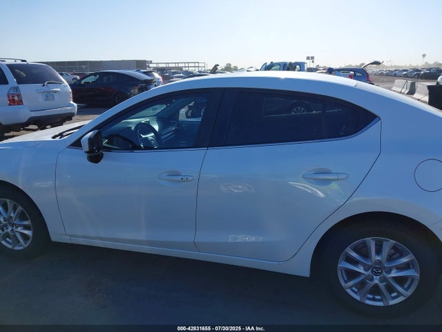 3MZBM1V7XGM266249 Mazda pe