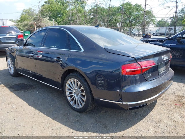 2015 AUDI A8 WAUJGAFD3FN021160 Photo 2