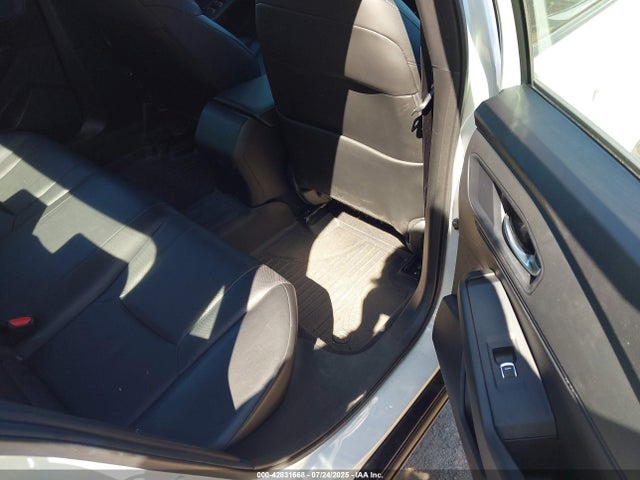 1HGCY2F75RA067630 Honda lfc5