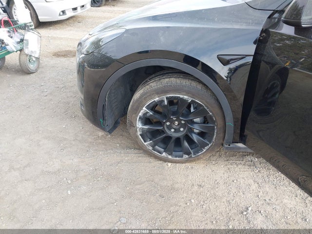 2023 TESLA MODEL Y 7SAYGDEE9PF851691 Photo 5