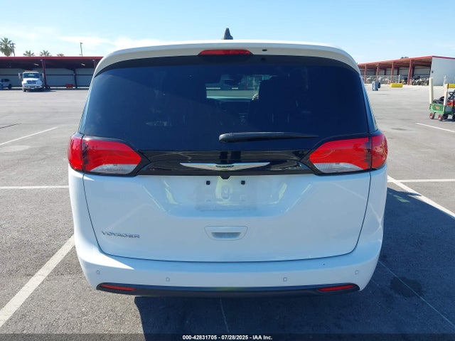 Chrysler Voyager 2025 2C4RC1CG8SR525863 Image 15