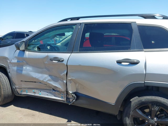 1C4PJLAB1GW312073 Jeep Cherokee