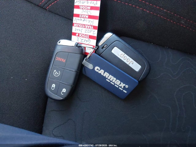 ZACNJDC15NPN53093 Jeep 2022