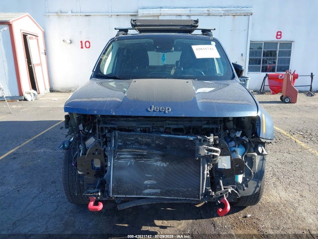 ZACNJDC15NPN53093 Jeep 2022