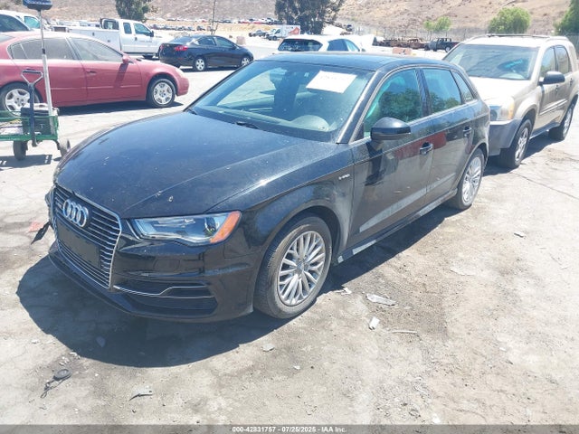 2016 AUDI A3 E-TRON WAUVPBFF3GA154275 Photo 1