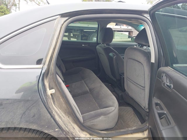 2G1WB5E39E1100994 Chevrolet lfx