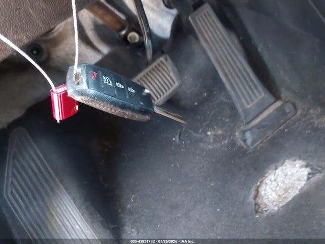 KNDJP3A59J7903946 KIA g