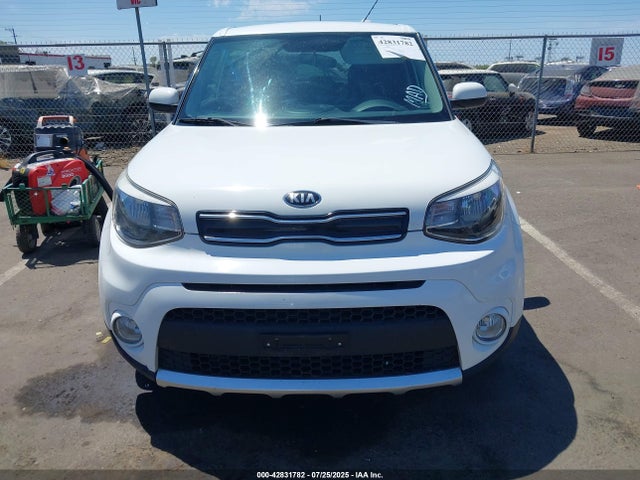 KNDJP3A59J7903946 KIA g