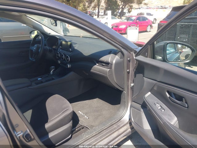 3N1AB8BV3SY216250 Nissan Sentra
