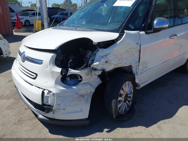 2015 FIAT 500L ZFBCFABH0FZ031812 Photo 5