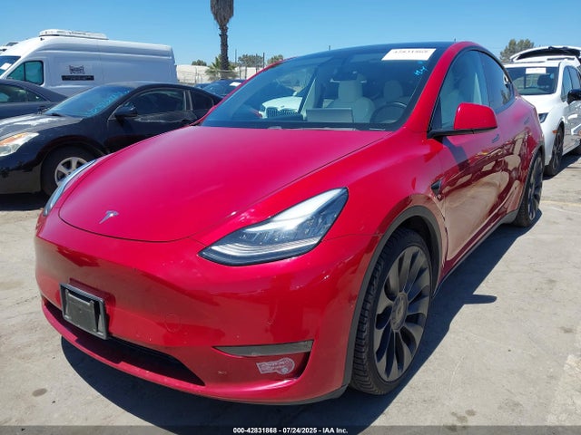 2020 TESLA MODEL Y 5YJYGDEF9LF011569 Photo 1