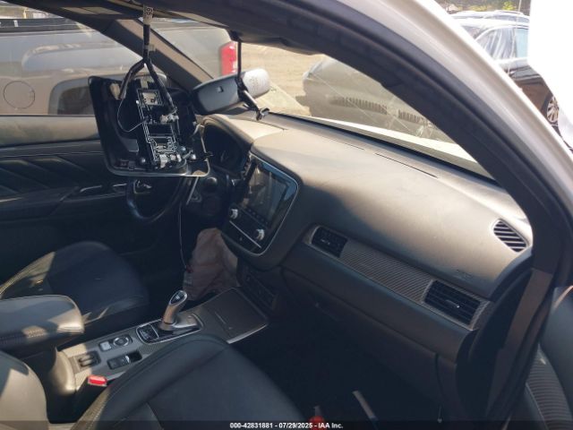 2020 MITSUBISHI OUTLANDER PHEV JA4J24A54LZ038762 Photo 4