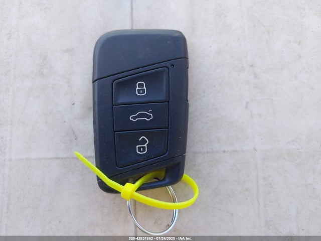 3VWC57BU1KM069056 Volkswagen 1.4 tsi