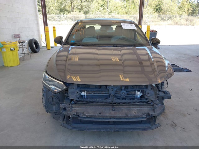 3VWC57BU1KM069056 Volkswagen 1.4 tsi