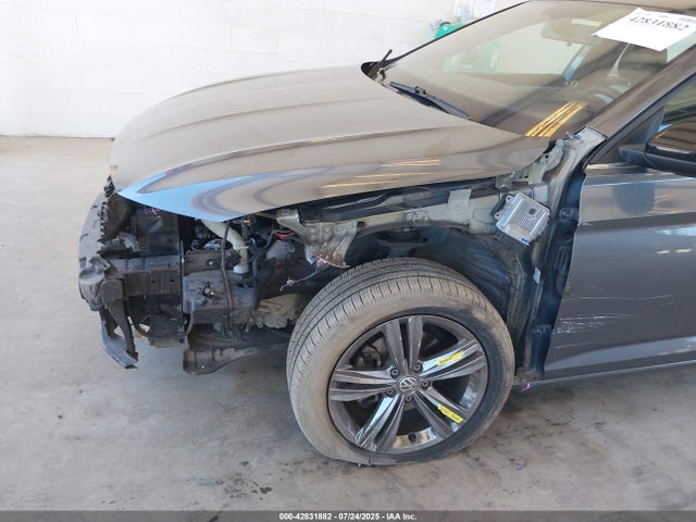 3VWC57BU1KM069056 Volkswagen 1.4 tsi