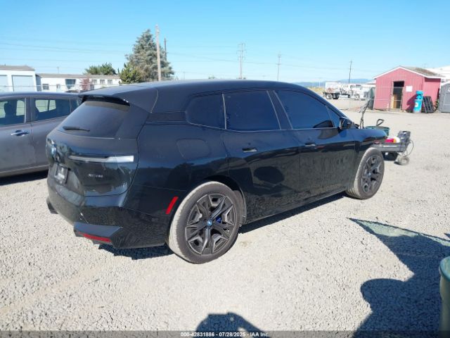 2025 BMW IX WB523CF02SCU41022 Photo 3