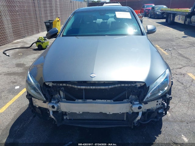 55SWF4HB3HU229273 Mercedes-Benz C-Class