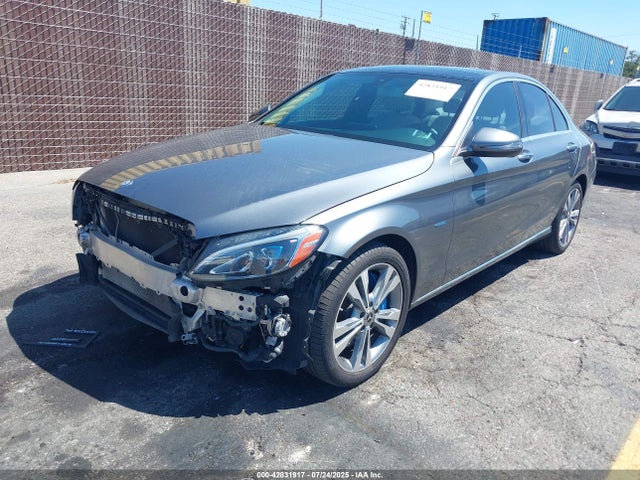 55SWF4HB3HU229273 Mercedes-Benz C-Class