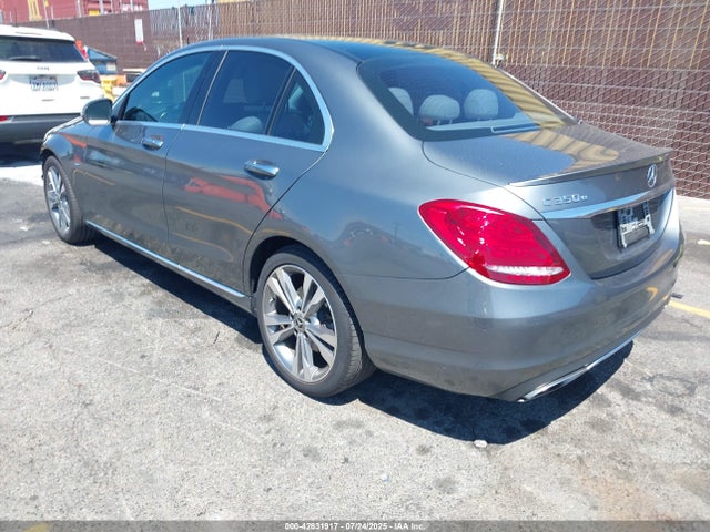 55SWF4HB3HU229273 Mercedes-Benz C-Class