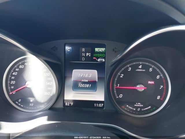 55SWF4HB3HU229273 Mercedes-Benz C-Class